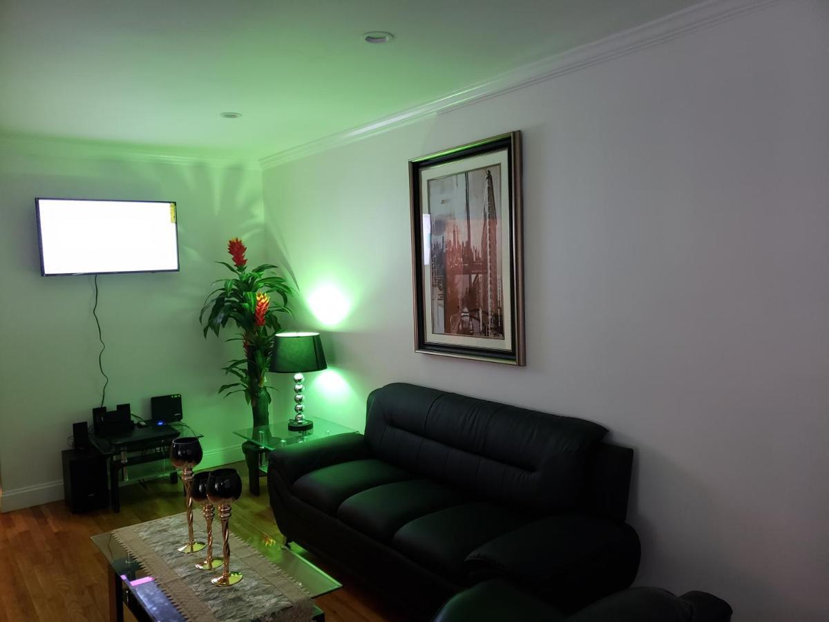 Comfortable Holiday Homestay New York Extérieur photo